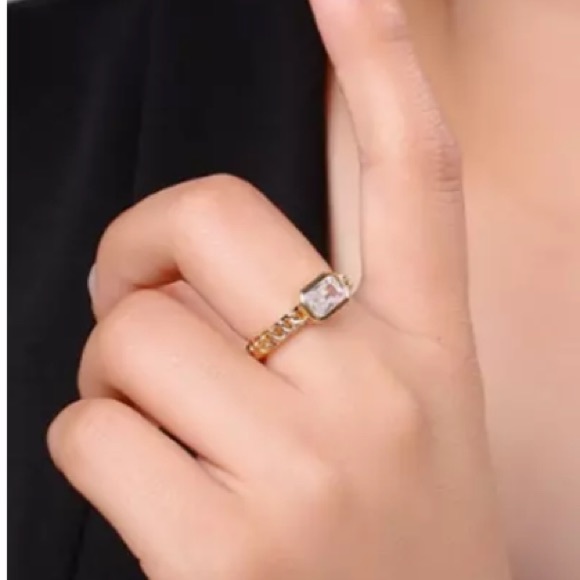 Sterling Silver 18K gold plated ring - Picture 3 of 5